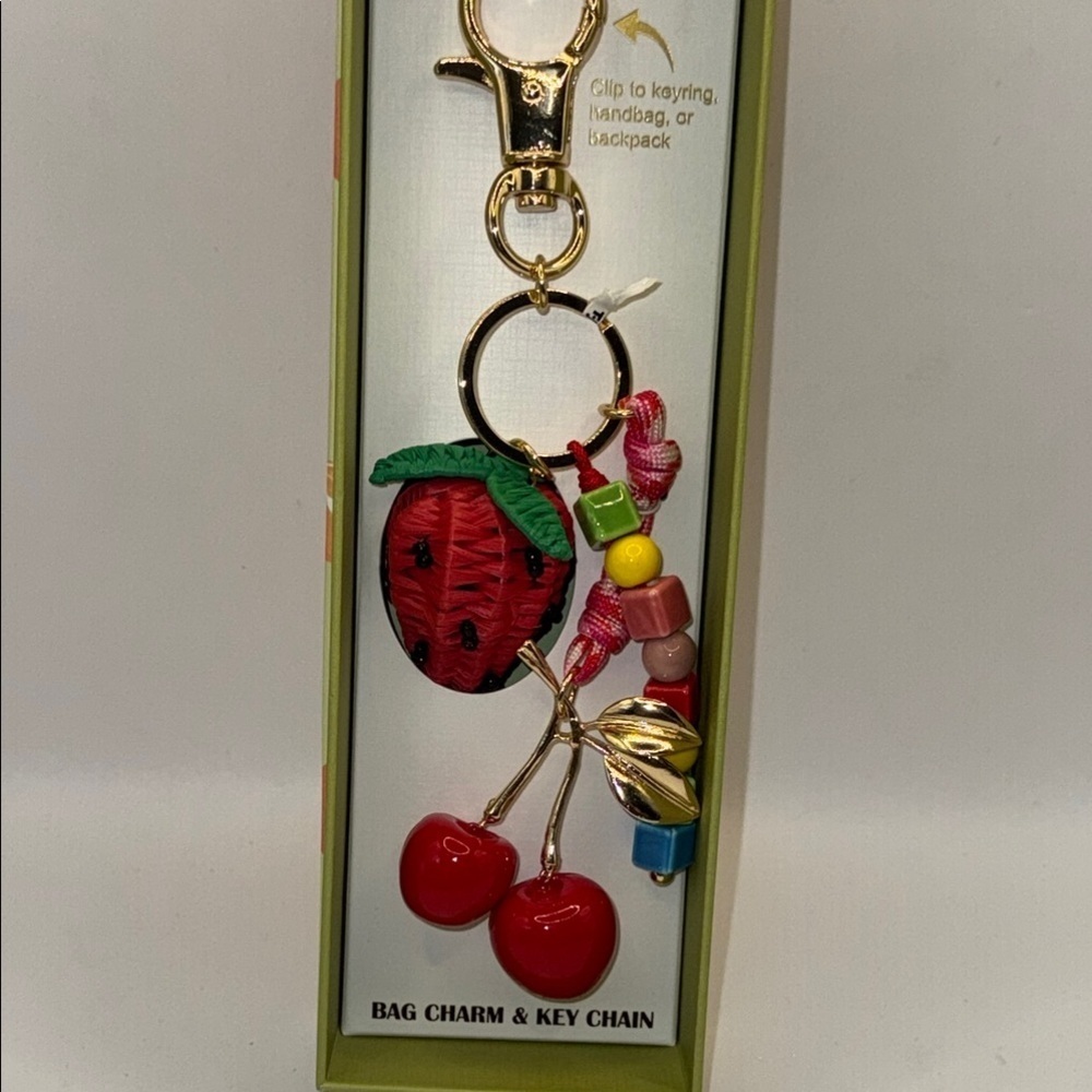 PIPER K Strawberry Woven Keychain with Beads - Picture 3 of 7